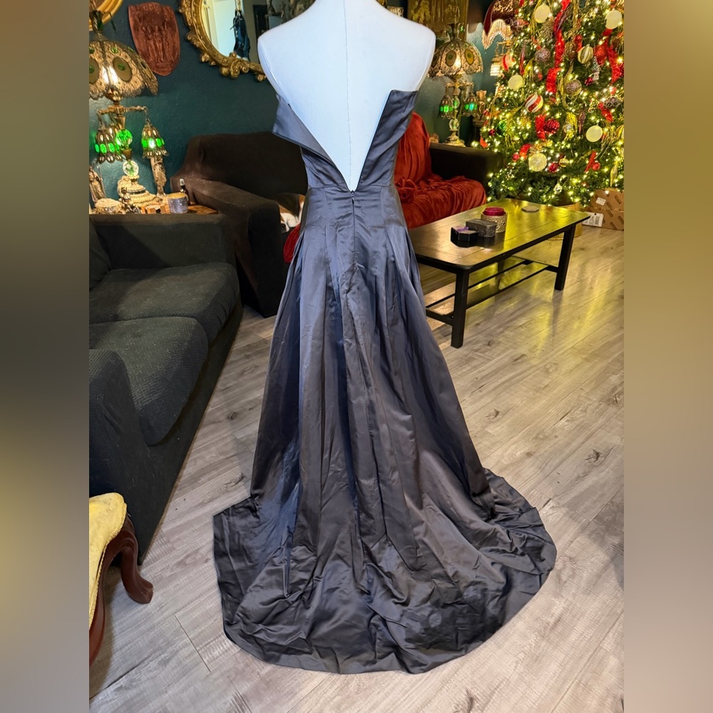 Richard Tyler Strapless Black Couture Gown - Picture 6 of 17